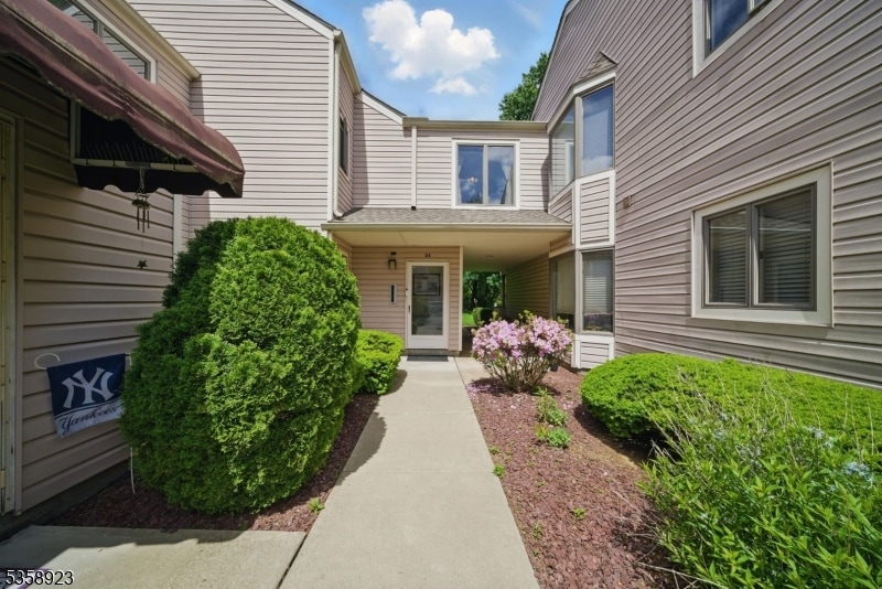 Pending $389,500