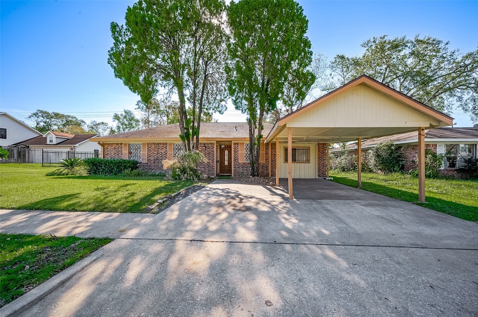 3203 Garapan St, Houston, TX 77091 - photo 1