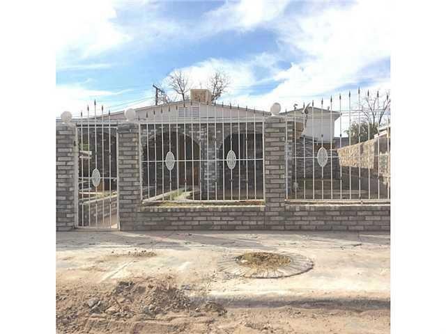 701 Santa Barbara Dr, El Paso, TX 79915 - photo 1