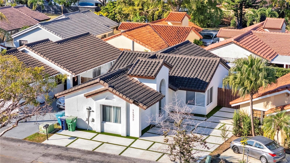 11377 SW 74th St, Miami, FL 33173 - photo 1