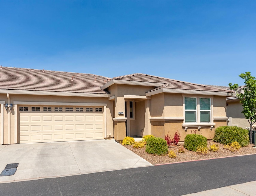 Gorgeous 2017 contemporary style home in Eskaton Village. This immaculate 1492 sq. foot home has 2 large bedrooms with an office/den.