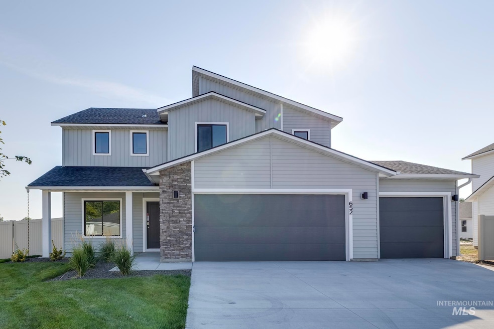 652 S Jayo Ct, Emmett, ID 83617 - photo 1