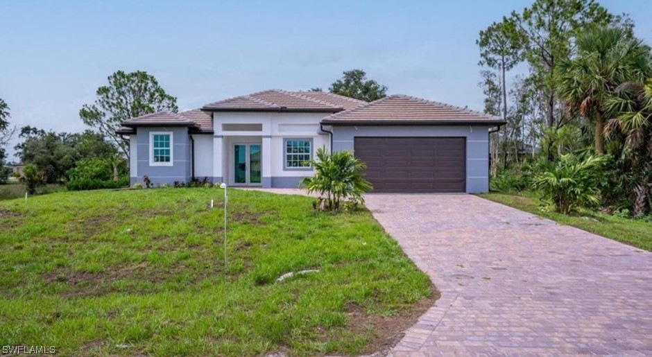 255 Blackstone Dr, Fort Myers, FL 33913 - photo 1