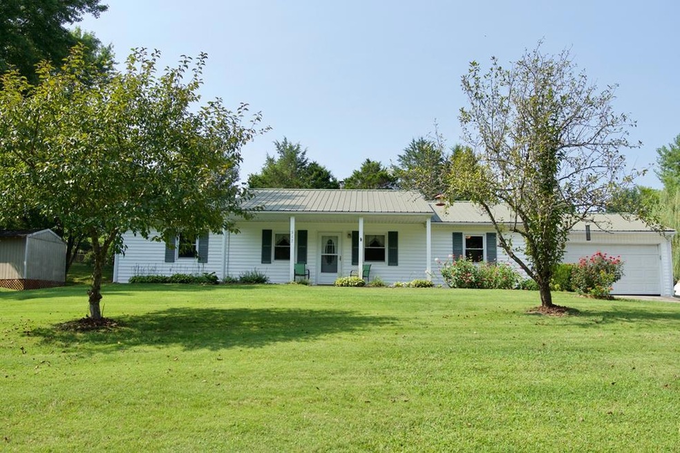 517 Geeseway Dr, Cookeville, TN 38506 - photo 1