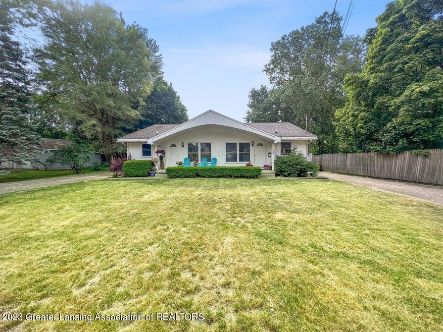 1885 Elm St, Holt, MI 48842 - photo 1