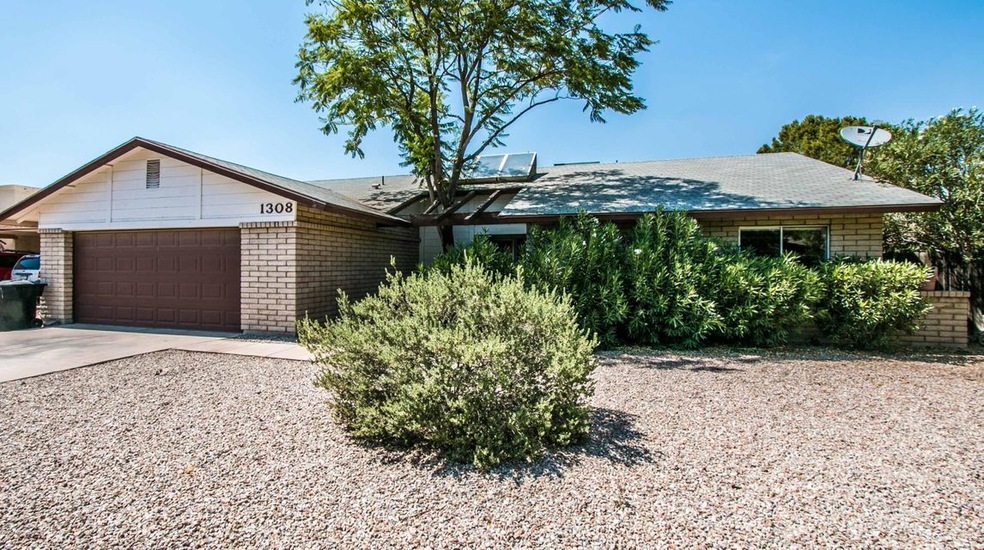 1308 W Pampa Cir-1