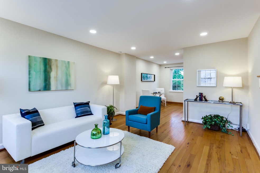 3509 S Stafford St unit A, Arlington, VA 22206 - photo 1