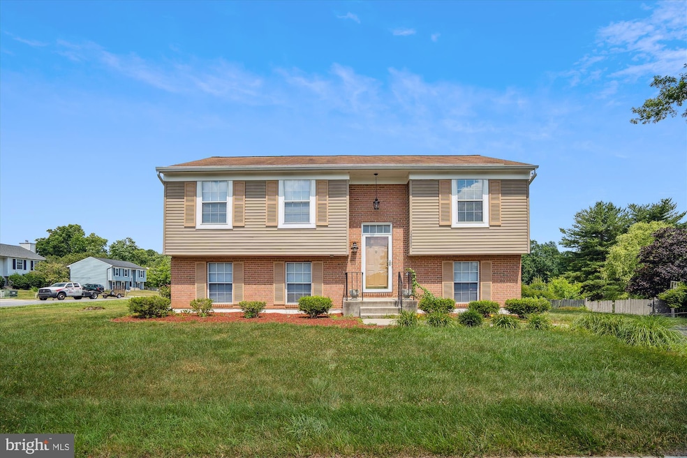 12001 Cleaver Dr, Bowie, MD 20721 - photo 1