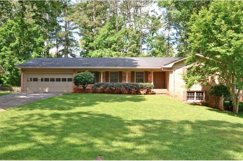 Great curb appeal!