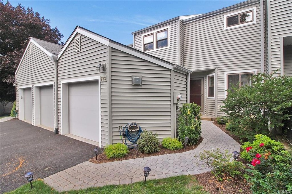 272 Horseshoe Cir unit B, Ossining, NY 10562 - photo 1