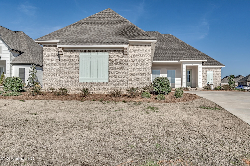 Sold • Co-Listing Agent