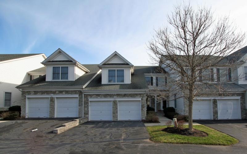 29 Pinehurst Cir, Annandale, NJ 08801 - photo 1