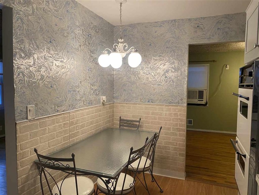 12 Pinecrest Rd unit 1, Jersey City, NJ 07305 - photo 1