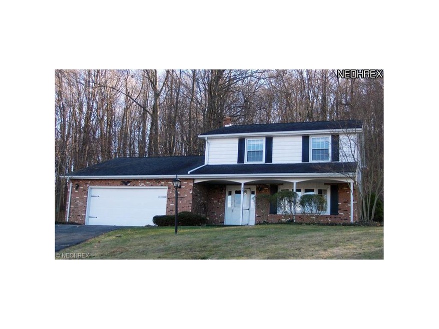 WELCOME TO 841 LYNNWOOD DRIVE!