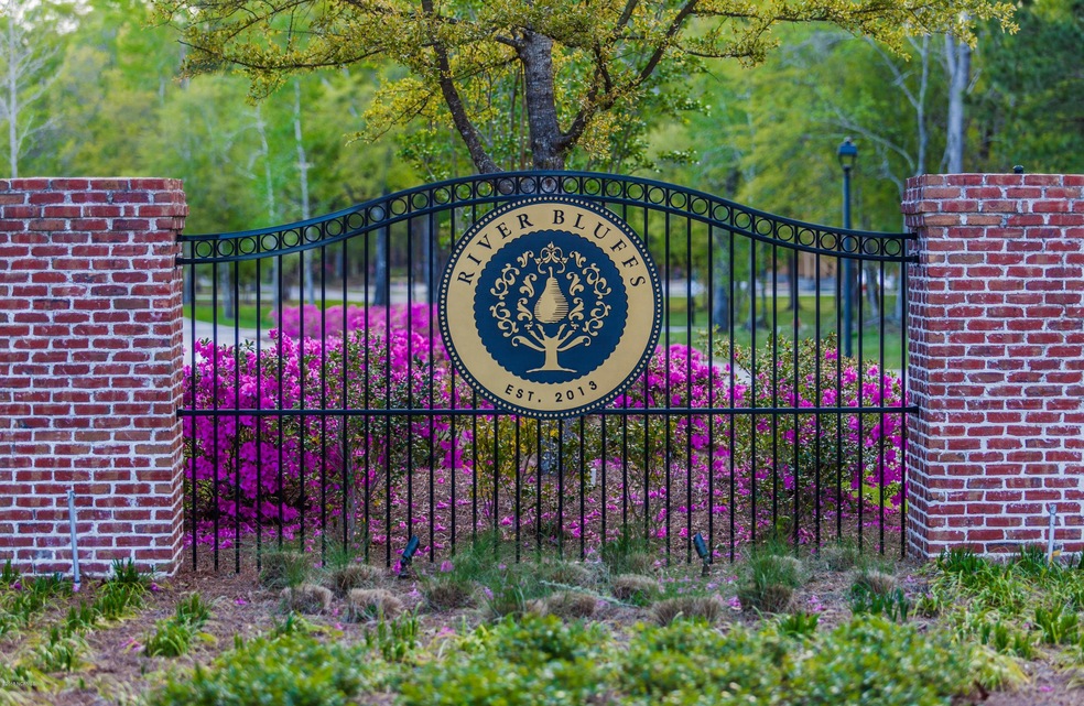 River Bluffs Entrance