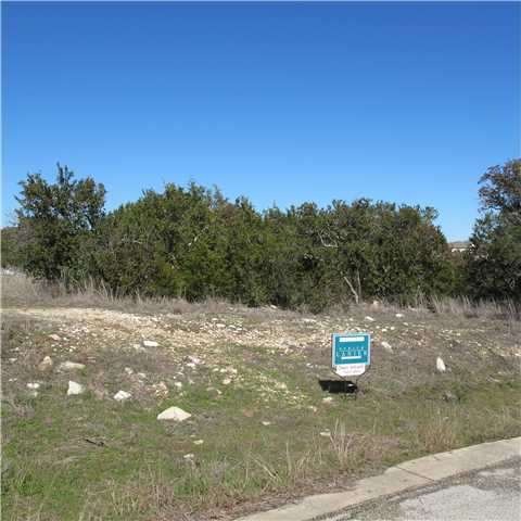 View from street, Cul de sac lot