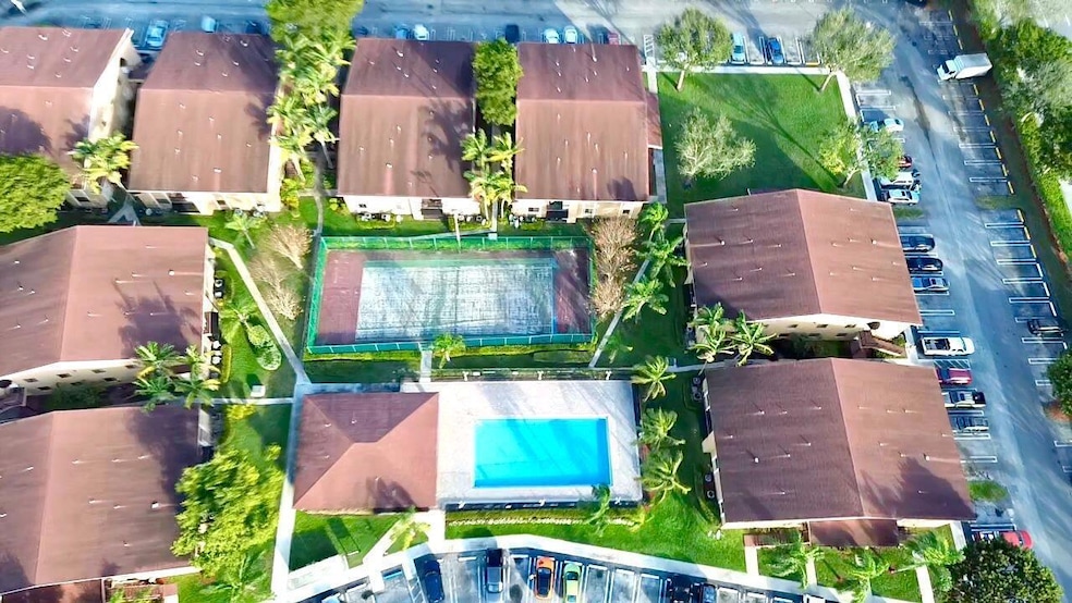 6031 10th Ave N unit 120, Greenacres, FL 33463 - photo 1