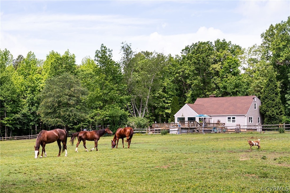 Exterior view of home and pasture