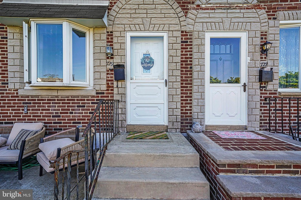 729 Surrey Ln, Glenolden, PA 19036 - photo 1