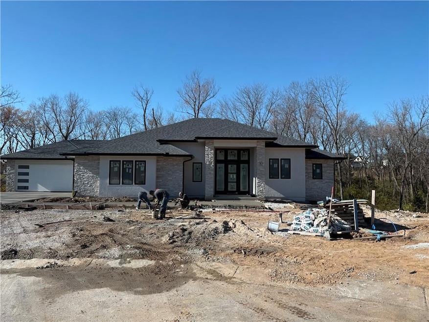 7260 NW Pampas Ln, Parkville, MO 64152 - photo 1