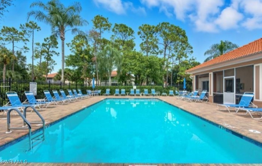280 Robin Hood Cir unit 102, Naples, FL 34104 - photo 1
