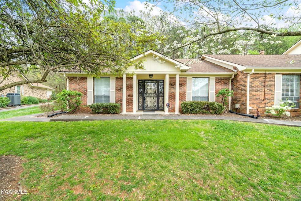 7914 Gleason Dr Unit 1112, Knoxville, TN 37919