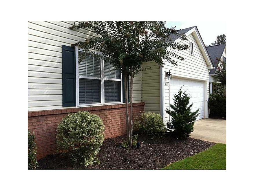 912 W Oaks Dr unit 4B, Woodstock, GA 30188 - photo 1