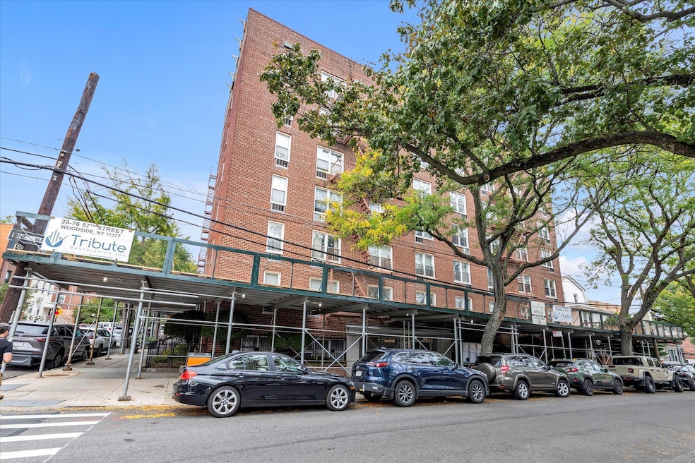 39-76 57th St unit 6G, Woodside, NY 11377 - photo 1