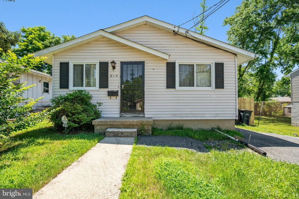 814 Clovis Ave, Capitol Heights, MD 20743 - photo 1