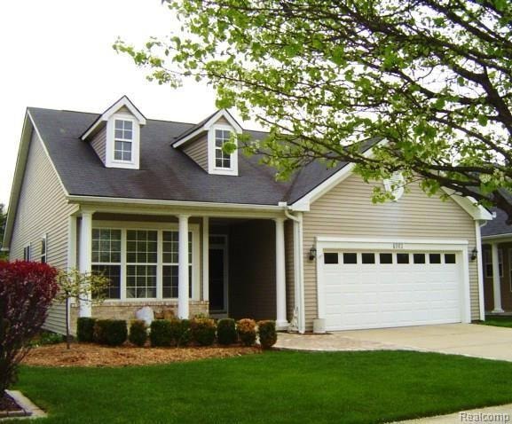 4003 Hillsdale Dr, Auburn Hills, MI 48326 - photo 1