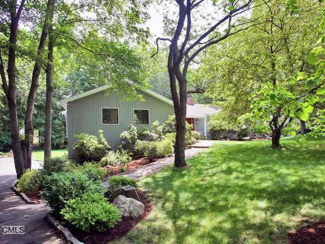 152 Greens Farms Rd, Westport, CT 06880 - photo 1