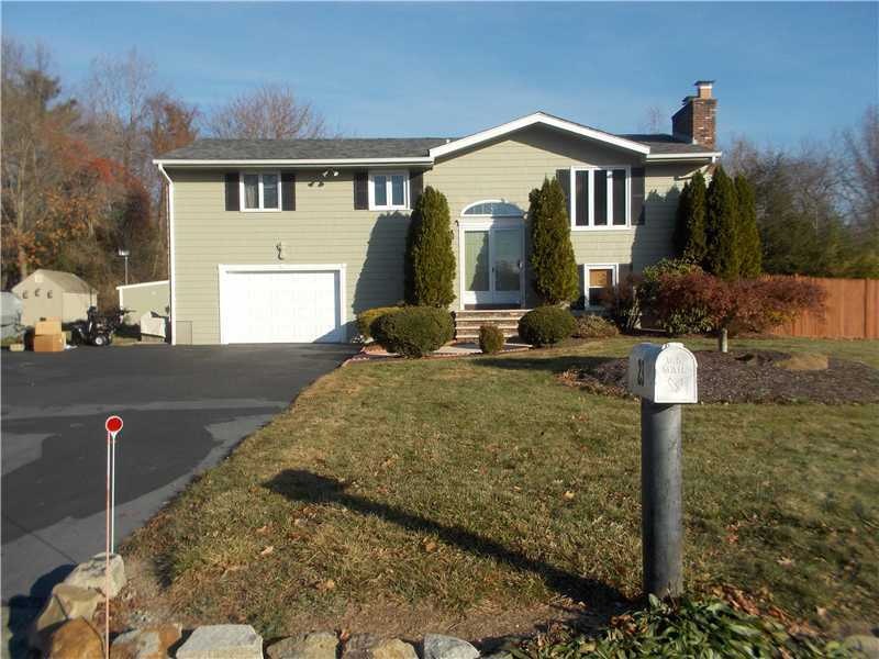 23 Deerfield Dr, Greenville, RI 02828 - photo 1