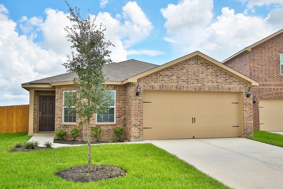 10918 Hillside Creek Dr, Humble, TX 77396 - photo 1