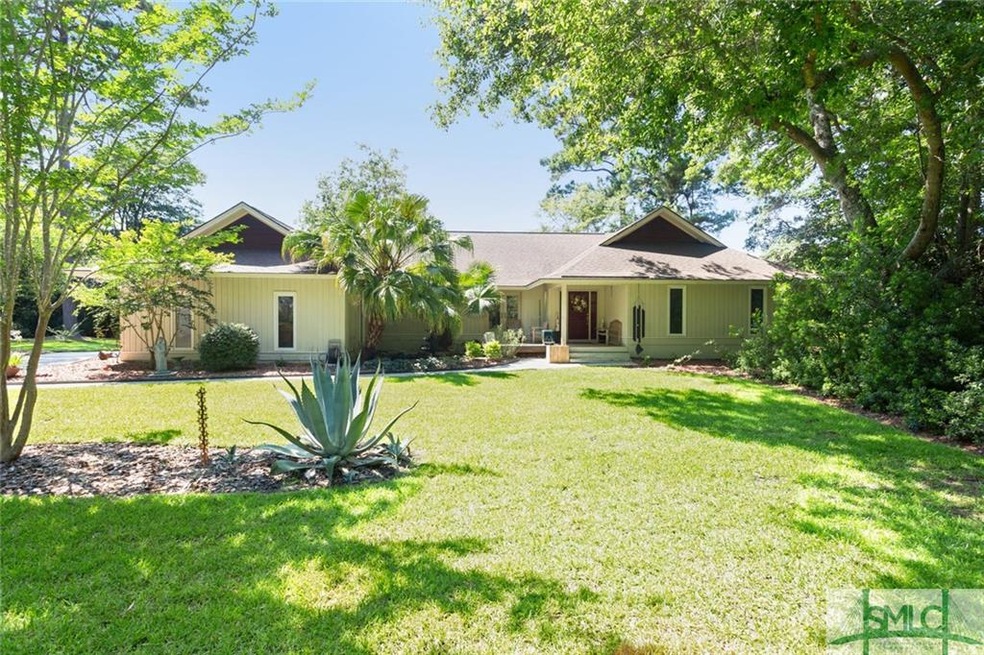 208 Salisbury