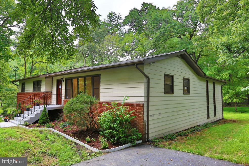 15406 Peach Orchard Rd, Silver Spring, MD 20905 - photo 1