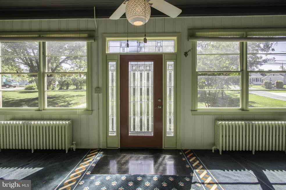 112 N Hammonds Ferry Rd, Linthicum Heights, MD 21090 - photo 1