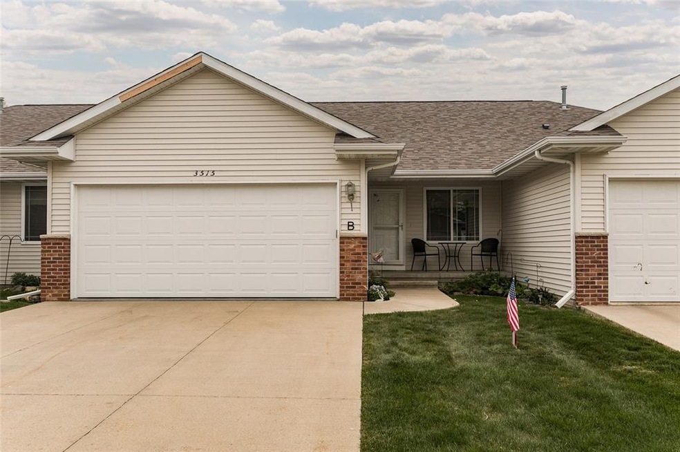 3515 Banar Dr SW unit B, Cedar Rapids, IA 52404 - photo 1