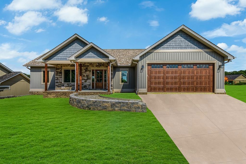 5689 Presley Ln, Cookeville, TN 38501 - photo 1