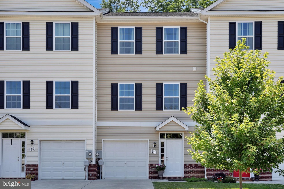 19 Swearingen Way, Shepherdstown, WV 25443 - photo 1