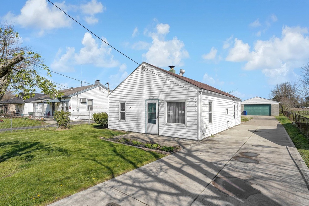 2-web-or-mls-1124-rumsey-rd
