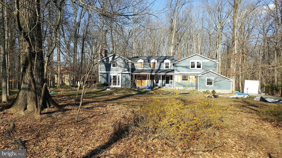 8545 Horseshoe Ln, Potomac, MD 20854 - photo 1