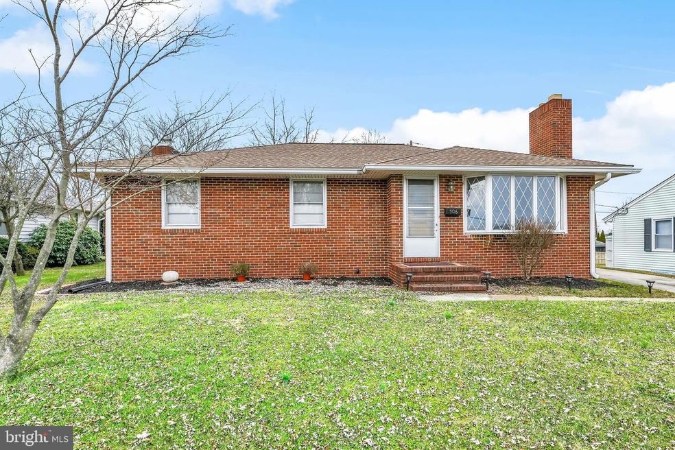 706 Edgewood Rd, Linthicum Heights, MD 21090 - photo 1