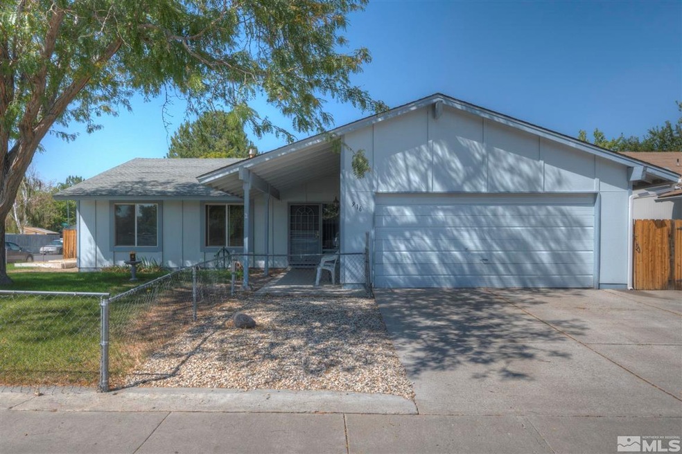 916 Glen Molly Dr, Sparks, NV 89434 - photo 1