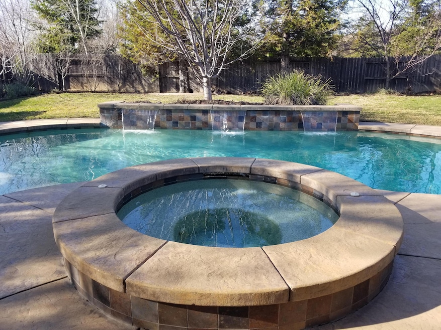 2074 Hedgerow Ave, Redding, CA 96003 - photo 1