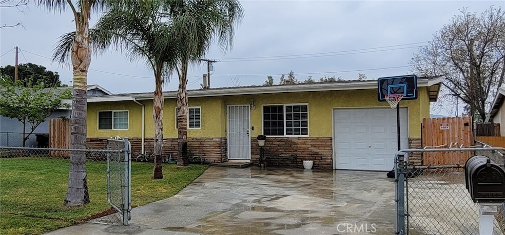 15067 Rosemary Dr, Fontana, CA 92335 - photo 1