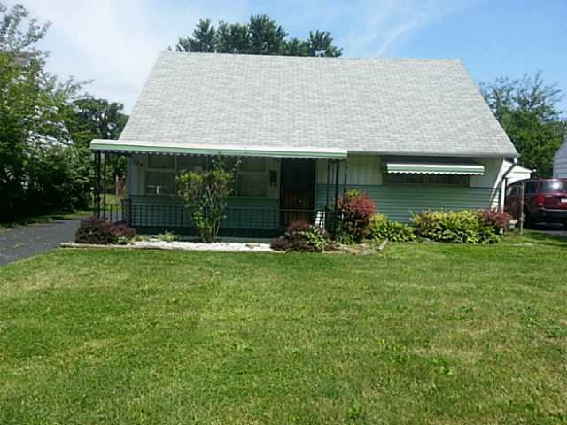 508 Virginia Cir W, Columbus, OH 43213 - photo 1