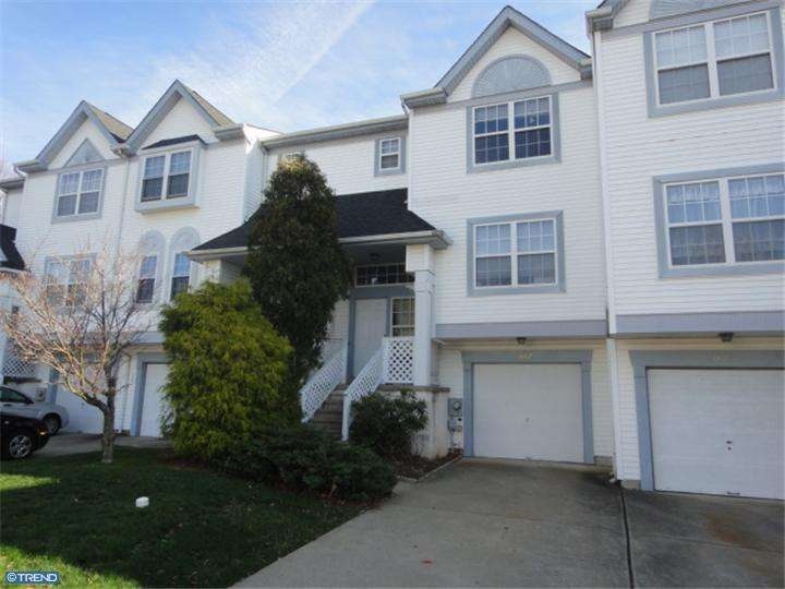 3802 Quaker Ct, North Wales, PA 19454 - photo 1