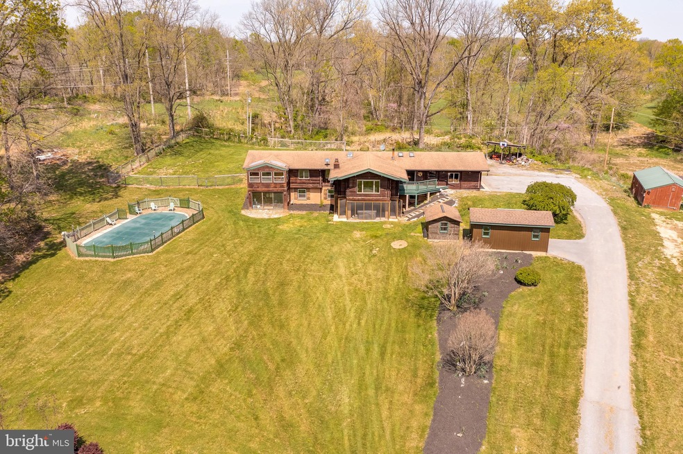 410 Windward Ln, Shepherdstown, WV 25443 - photo 1