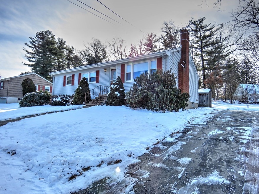 5 Lisa Rd, Randolph, MA 02368 - photo 1