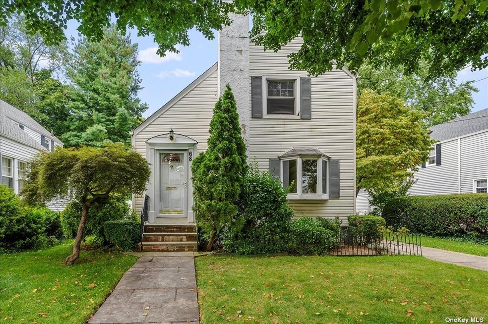 68 Carlton Terrace, Garden City, NY 11530 - photo 1